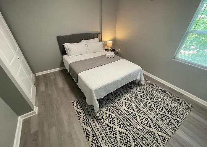 The Yale Townhouse 2 - 2br Сasa de vacaciones *