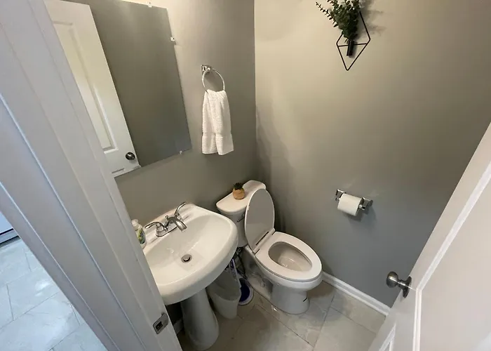 Сasa de vacaciones The Yale Townhouse 2 - 2br Columbus