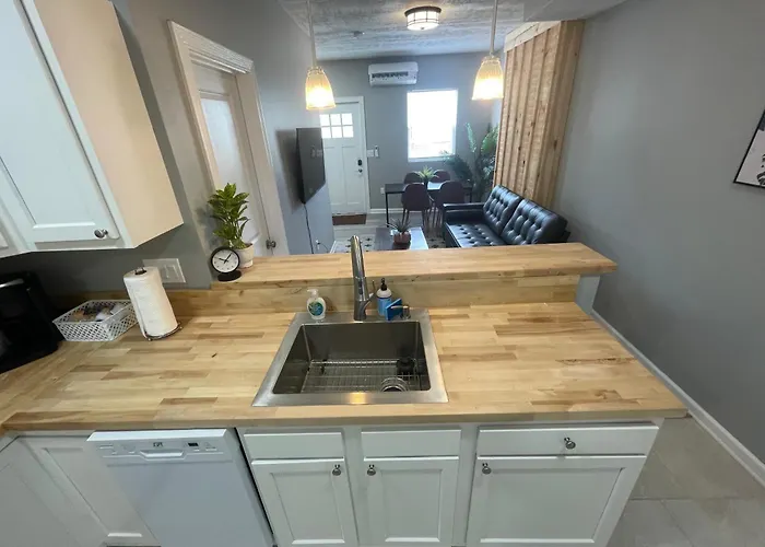 Сasa de vacaciones The Yale Townhouse 2 - 2br Columbus