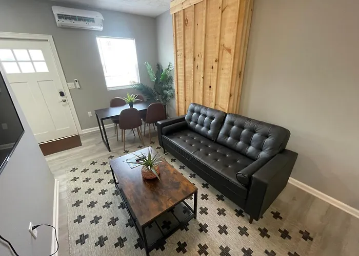 The Yale Townhouse 2 - 2br Сasa de vacaciones