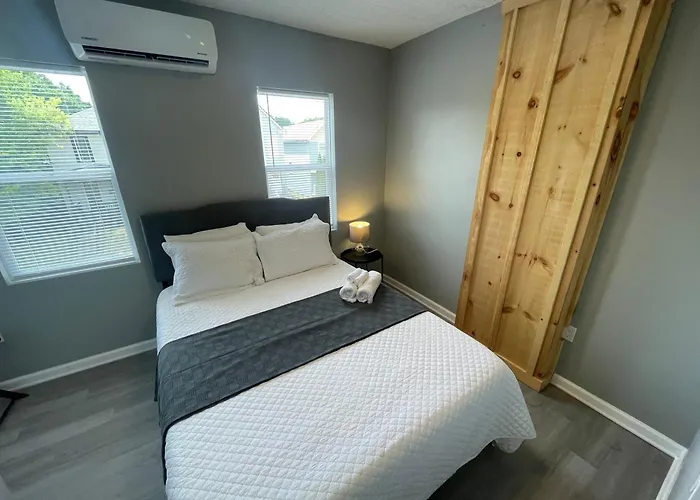 The Yale Townhouse 2 - 2br Сasa de vacaciones *